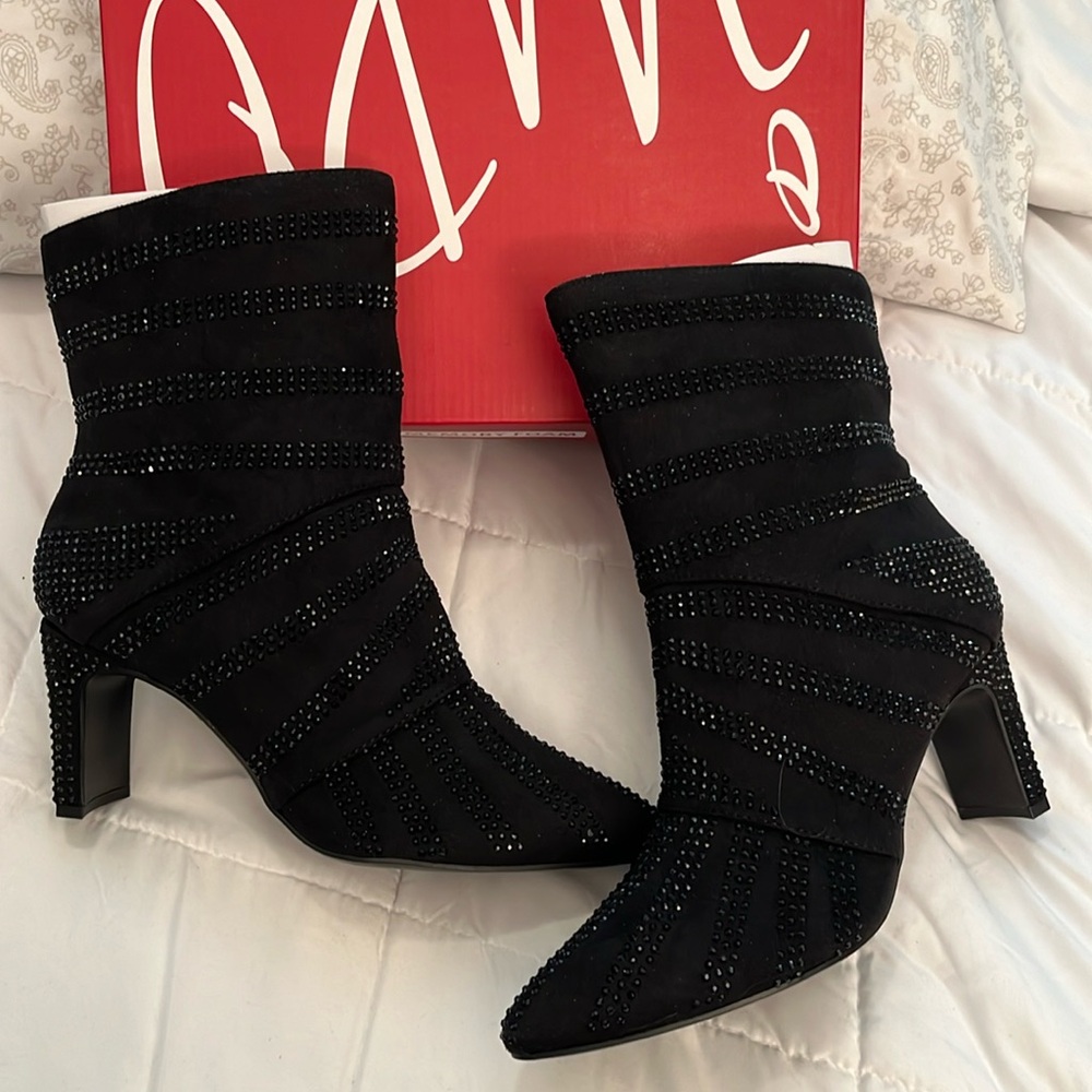 Black rhinestone boots - Picture 1 of 12
